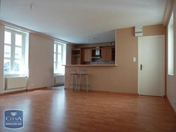 Appartement à louer 2 pièces 52.8m² Riom (63200)