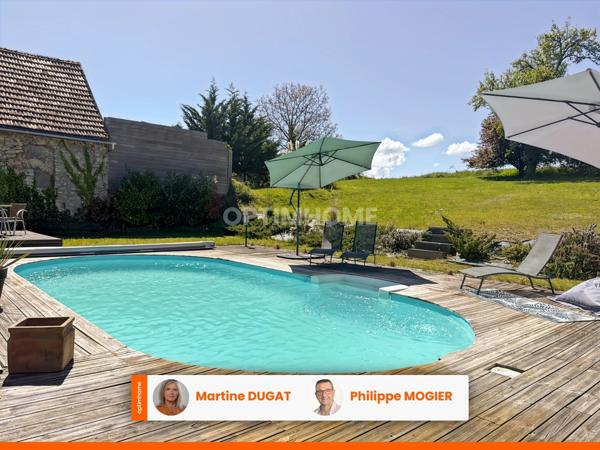 Ancienne maison en pierre entièrement rénovée qui conjugue authenticité et prestations contemporaines avec piscine