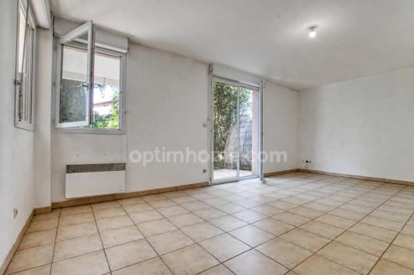 TOULOUSE – CRAMPEL / PONT DES DEMOISELLES – AGRÉABLE T2 EN REZ-DE-JARDIN – TERRASSE ET PARKING EN SOUS-SOL