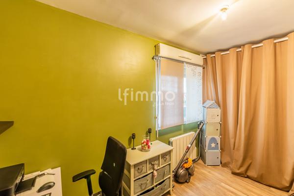 Habitation aux caractéristiques idéales, pour une 1ère acquisition.