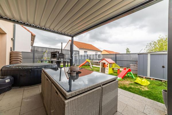 Habitation aux caractéristiques idéales, pour une 1ère acquisition.