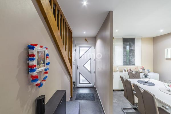 Habitation aux caractéristiques idéales, pour une 1ère acquisition.