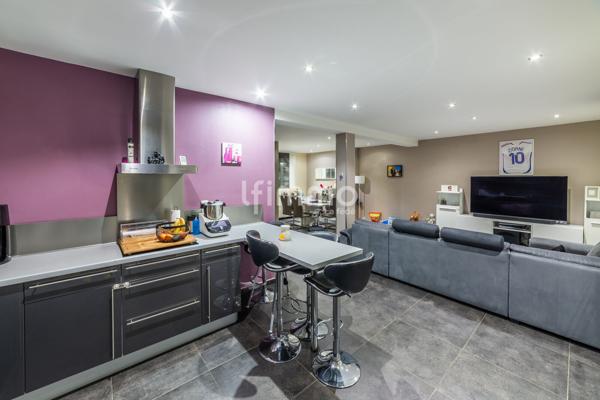 Habitation aux caractéristiques idéales, pour une 1ère acquisition.