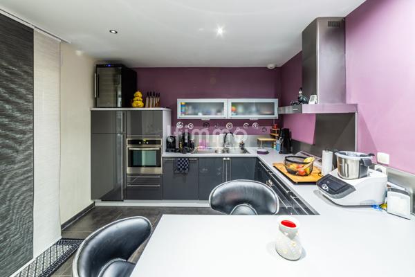 Habitation aux caractéristiques idéales, pour une 1ère acquisition.