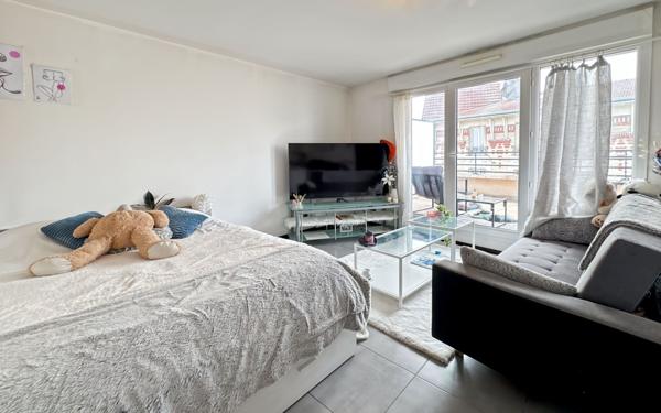 Appartement à vendre    1 pièce • 27,27 m2 Bondy