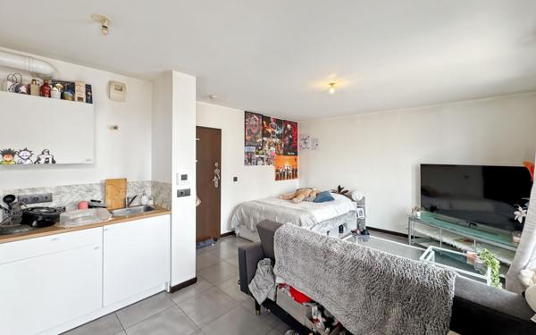 Appartement à vendre    1 pièce • 27,27 m2 Bondy