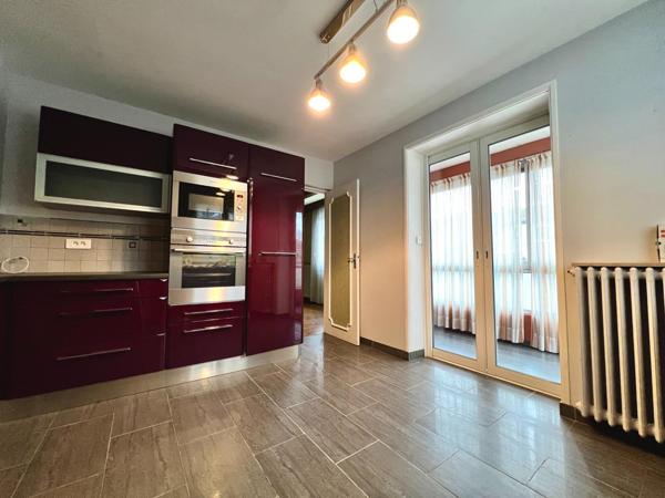 Maison individuelle - 4 chambres - Terrain clos