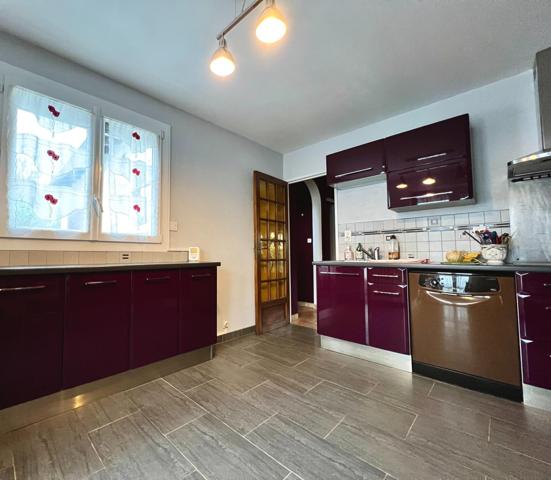 Maison individuelle - 4 chambres - Terrain clos