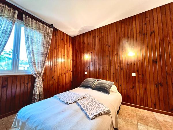 Maison individuelle - 4 chambres - Terrain clos