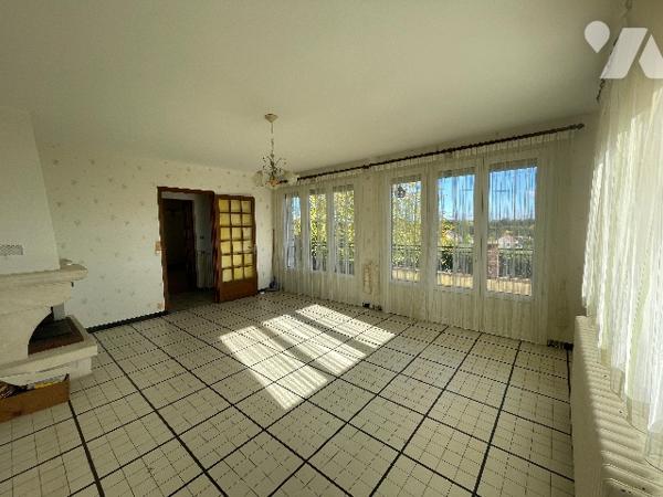 Pavillon avec vue dégagée