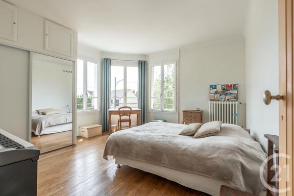 Maison à vendre  9 pièces - 168,85 m2 CHAMPIGNY SUR MARNE - 94