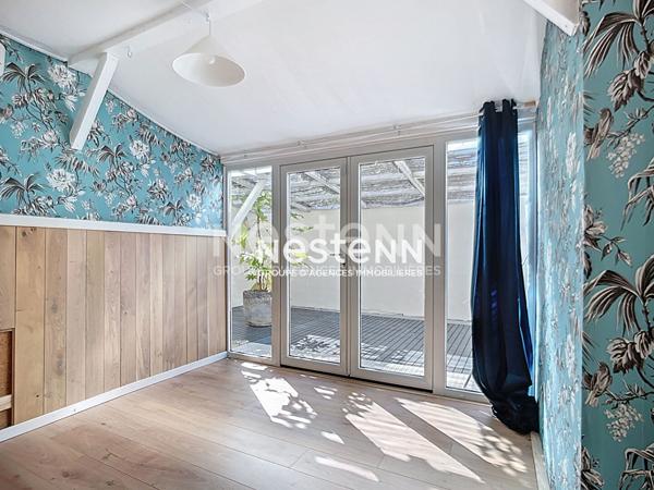 Maison Lucenay - centre bourg - 2 chambres - jardin paysager - belle piece de vie lumineuse