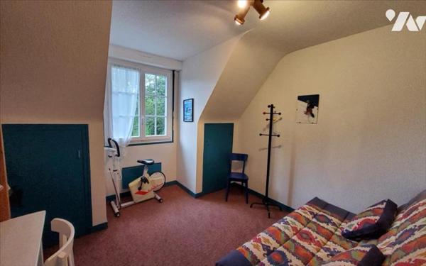 CARHAIX - MAISON 6 PIECES