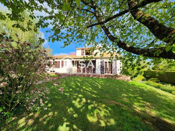 Maison familiale au calme à Azay?le?Brûlé