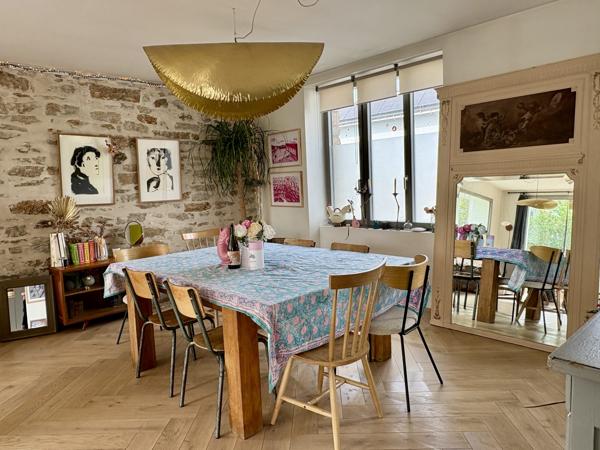 À vendre - Maison individuelle, 7 pièces située à Vannes (56000)