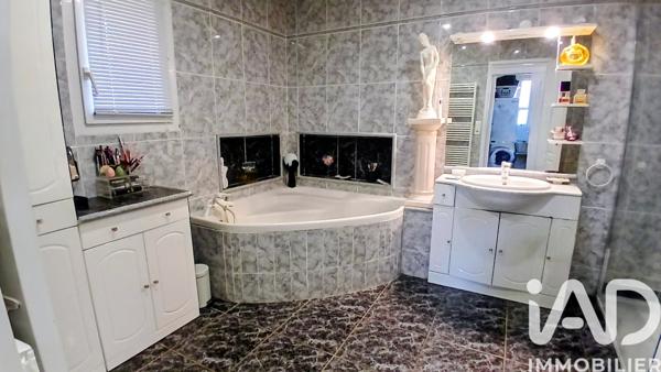 Maison à vendre 6 pièces 130 m² Sérignan