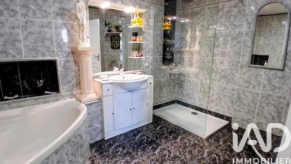 Maison à vendre 6 pièces 130 m² Sérignan
