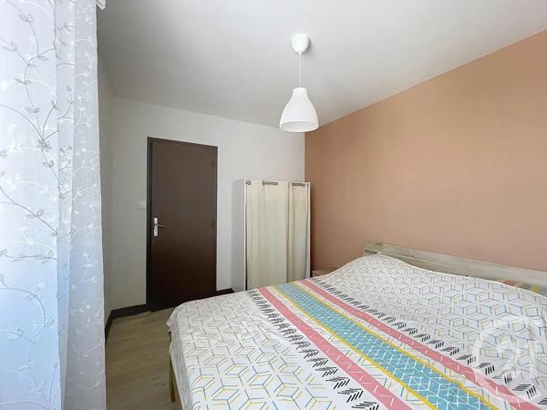 Appartement F4 à vendre  4 pièces - 69,21 m 2   BAGNOLS SUR CEZE  - 30