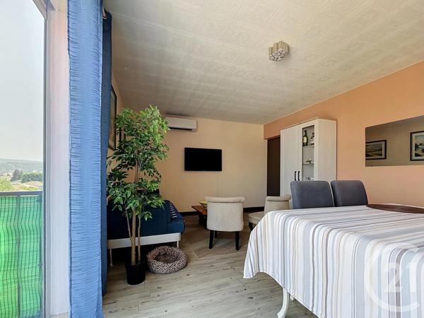 Appartement F4 à vendre  4 pièces - 69,21 m 2   BAGNOLS SUR CEZE  - 30