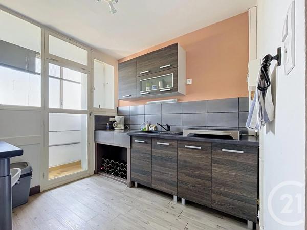 Appartement F4 à vendre  4 pièces - 69,21 m 2   BAGNOLS SUR CEZE  - 30