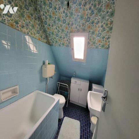 Maison d'habitation à vendre dans le centre de Châteauneuf du Faou, Finistère 29