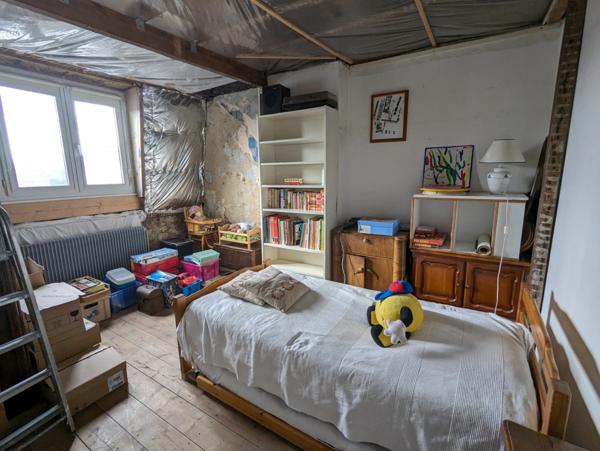 MAISON SEMI BOUGEOISE PROXIMITE CENTRE