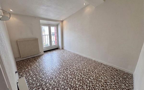 Appartement à vendre    2 pièces •  Rive-de-Gier