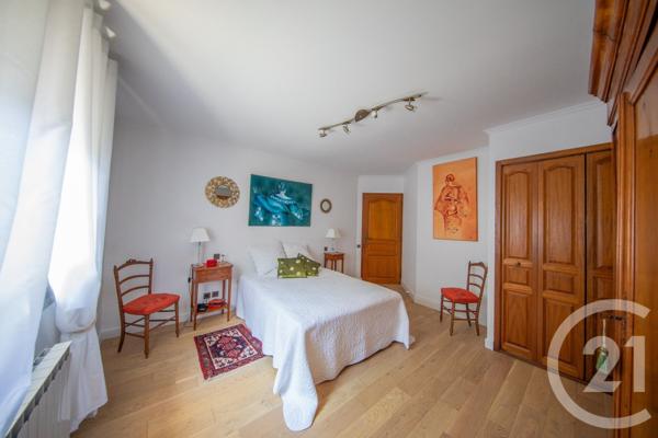 Maison à vendre  5 pièces - 126,90 m2 LE HAILLAN - 33