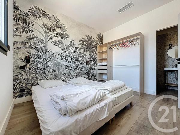 Maison à vendre  7 pièces - 227,60 m 2   AGDE  - 34