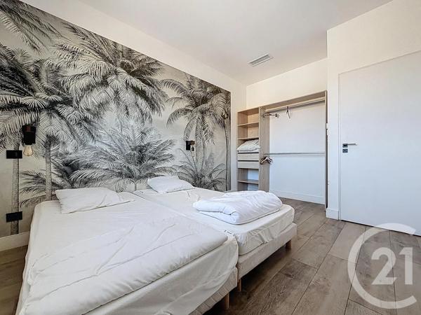 Maison à vendre  7 pièces - 227,60 m 2   AGDE  - 34