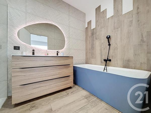 Maison à vendre  7 pièces - 227,60 m 2   AGDE  - 34