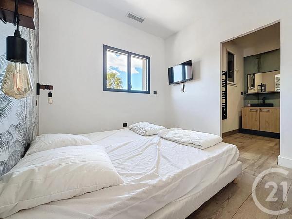 Maison à vendre  7 pièces - 227,60 m 2   AGDE  - 34