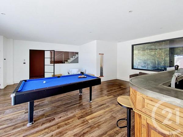 Maison à vendre  7 pièces - 227,60 m 2   AGDE  - 34