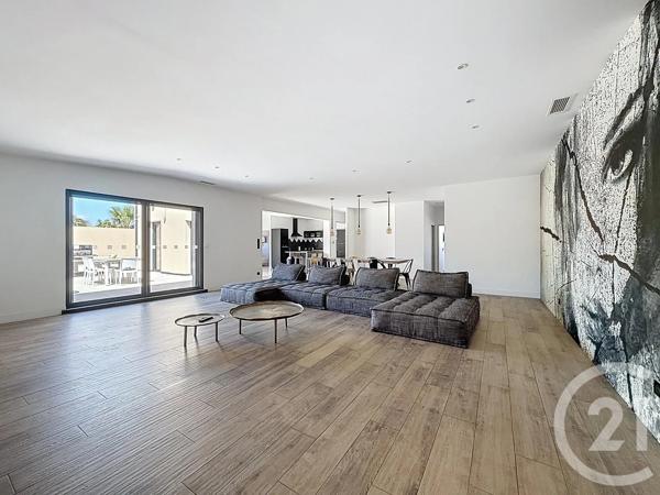 Maison à vendre  7 pièces - 227,60 m 2   AGDE  - 34