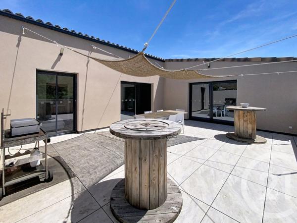 Maison à vendre  7 pièces - 227,60 m 2   AGDE  - 34