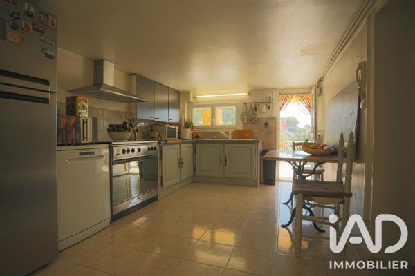Maison à vendre 13 pièces 327 m² Allauch