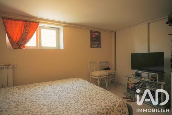 Maison à vendre 13 pièces 327 m² Allauch