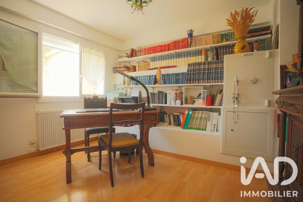 Maison à vendre 13 pièces 327 m² Allauch