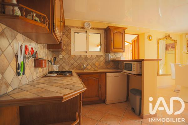 Maison à vendre 13 pièces 327 m² Allauch