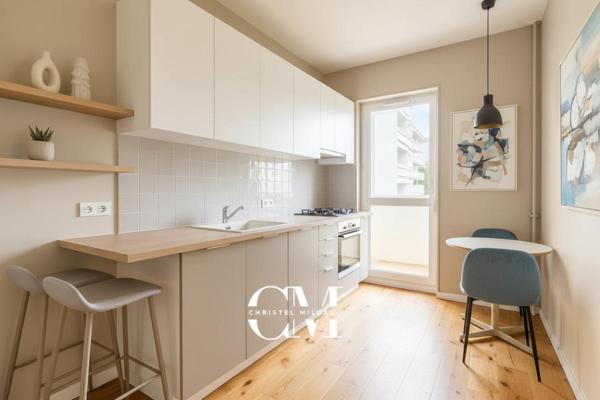 Appartement Le Bouscat centre  4 pièces 86 m2 parking et balcon