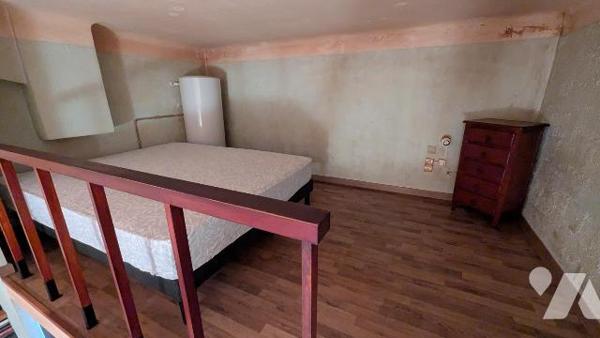 MARSEILLE 13007 Saint Lambert – T1 23 m² plus 11 m² mezzanine - extérieur