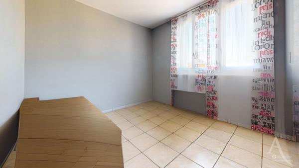 Appartement Le Pont De Claix 4 pièce(s) 75 m2