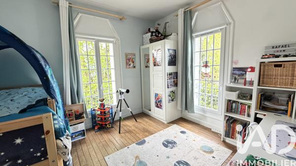 Maison à vendre 7 pièces 150,79 m² Vert-Saint-Denis