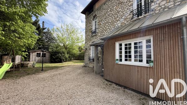 Maison à vendre 7 pièces 150,79 m² Vert-Saint-Denis