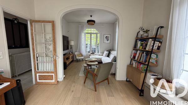 Maison à vendre 7 pièces 150,79 m² Vert-Saint-Denis