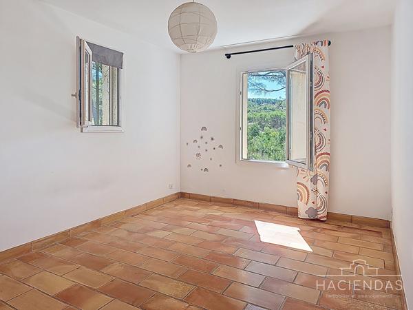 Ventabren (13122) La vie de famille provençale avec praticité et confort à 10 minutes d'aix