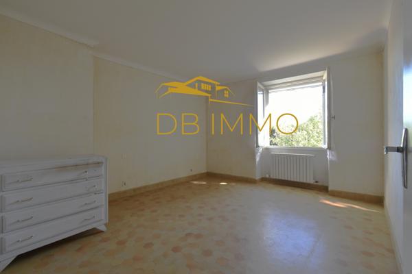 Châteaurenard (13160) Authentique mas provençal à rénover – charme, calme et potentiel aux portes de Châteaurenard