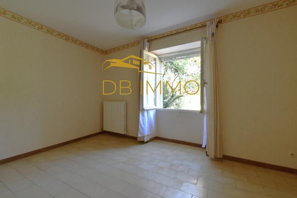 Châteaurenard (13160) Authentique mas provençal à rénover – charme, calme et potentiel aux portes de Châteaurenard