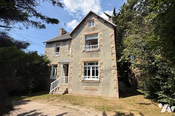 Maison à vendre à Plestin-les-Grèves (22310) 
Maison de caractère avec terrain constructible !...