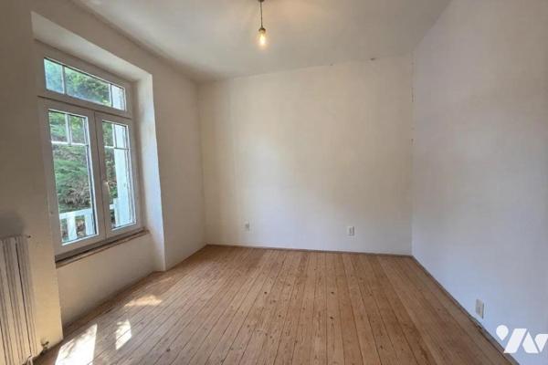 Maison à vendre à Plestin-les-Grèves (22310) 
Maison de caractère avec terrain constructible !...